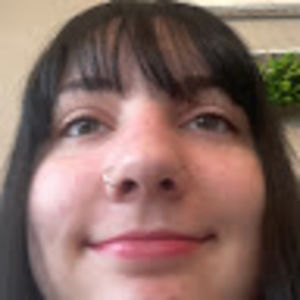 Meet your Posher, Alicia